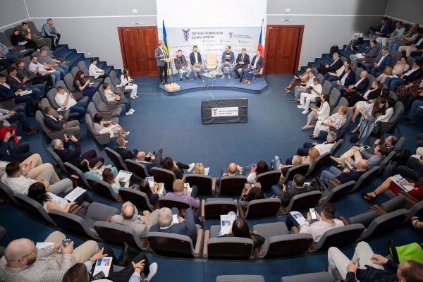 ПРЕДСТАВНИКІВ ПОНАД 160 КОМПАНІЙ ЗІБРАВ УКРАЇНСЬКО-ЧЕСЬКИЙ БІЗНЕС-ФОРУМ У КИЄВІ!