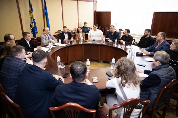 Надрокористування в Україні: актуальні питання розвитку