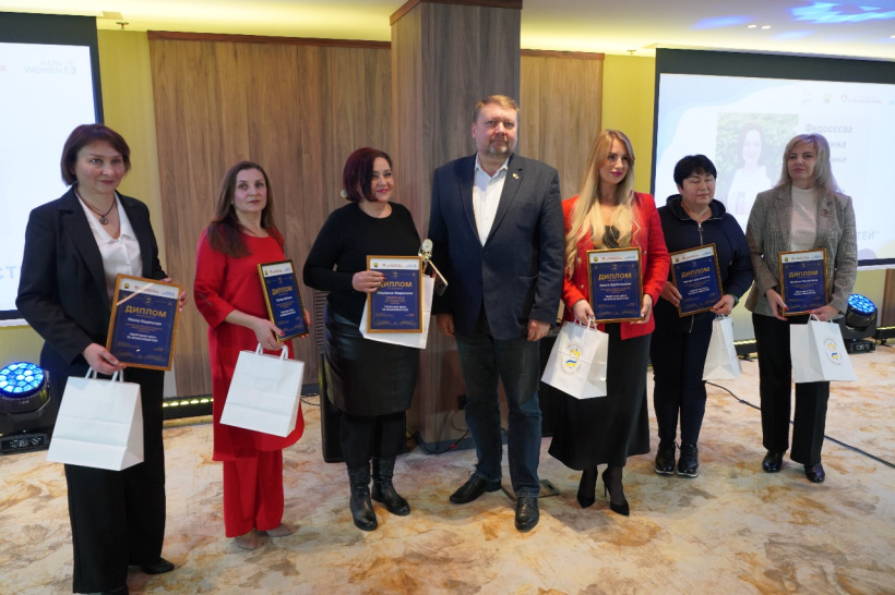 Героїні нашого часу: переможниці конкурсу «Жінка Донеччини-2024»